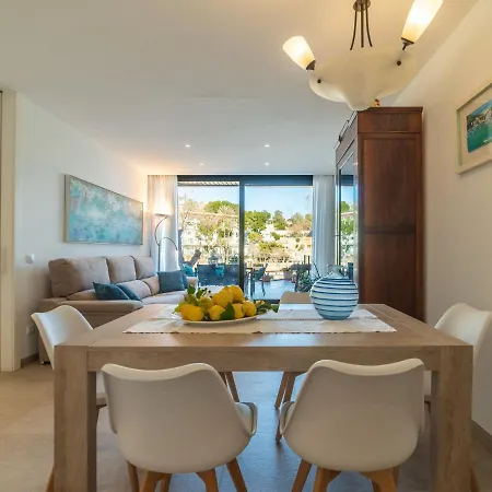 Penyasegat Sea Views By Interhome Διαμέρισμα